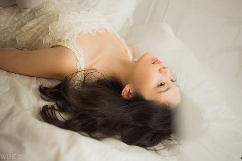 女人手淫视频,私密行为背后的心理与生理奥秘
