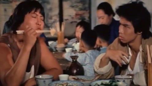 洪金宝吃饭视频,美食瞬间曝光！