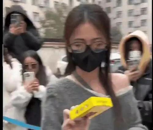 爱豆吃瓜爆料视频,吃瓜爆料视频背后的真相大起底