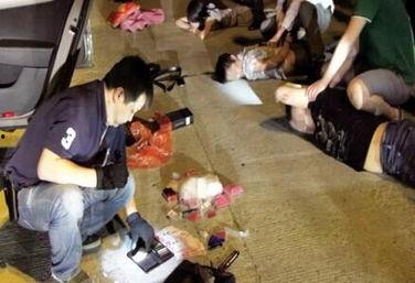 警察抓捕视频,警察智勇抓捕犯罪嫌疑人的惊险瞬间