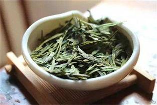 龙井茶图片,千年古韵，碧螺春色