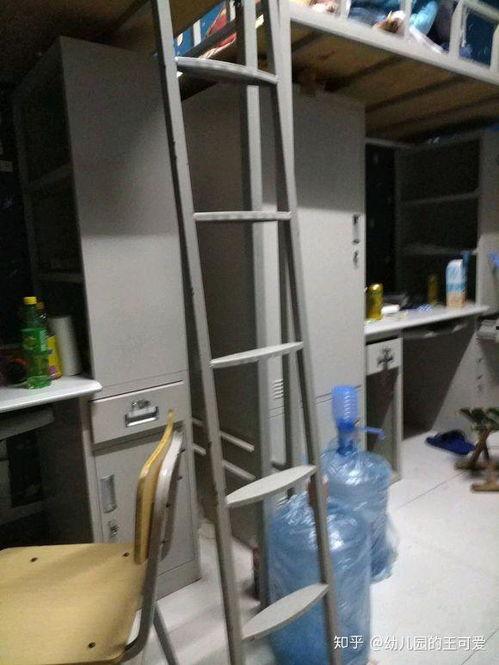 文华学院宿舍图片