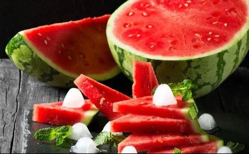 今日立秋啃瓜,传统习俗中的健康智慧