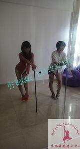 拐杖舞视频,探寻拐杖舞的独特魅力