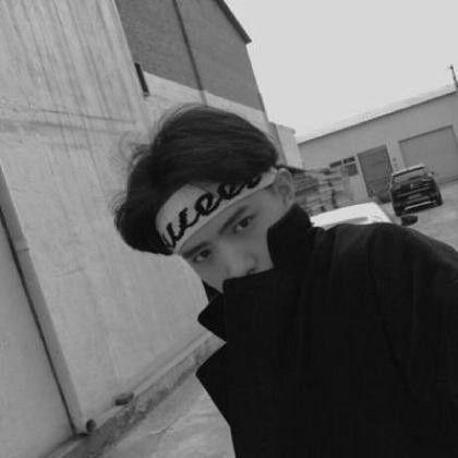 伤心男人图片大全,伤心男人图片大全中的情感瞬间